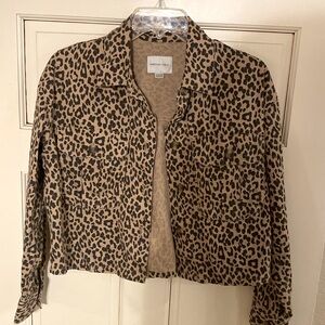 American Eagle cheetah print jacket copped/oversized size extra small